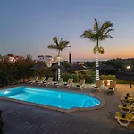 Villa Florida By Algarve Vacation