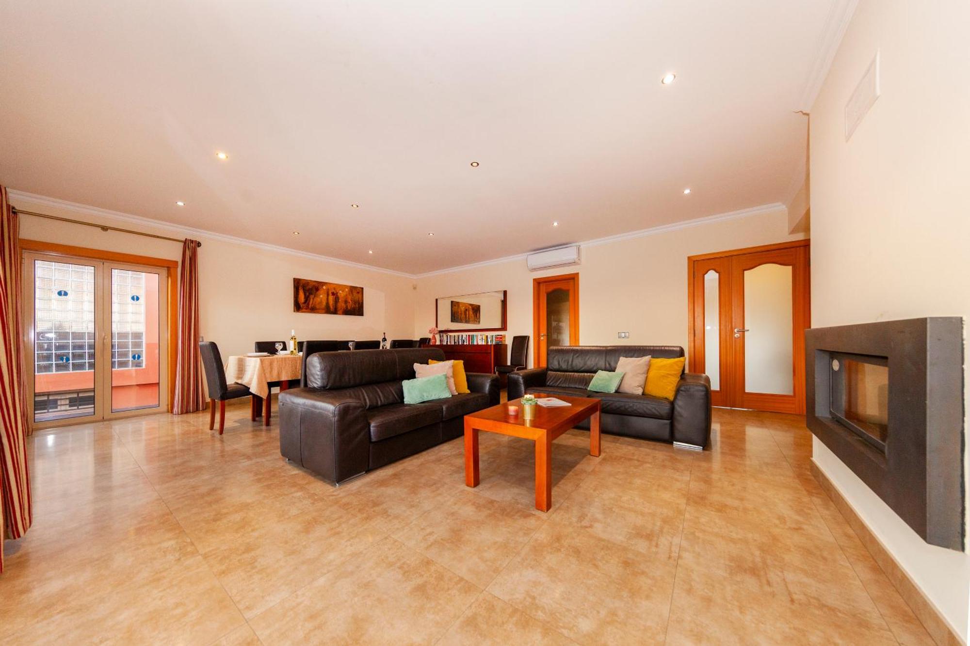 Villa Florida By Algarve Vacation